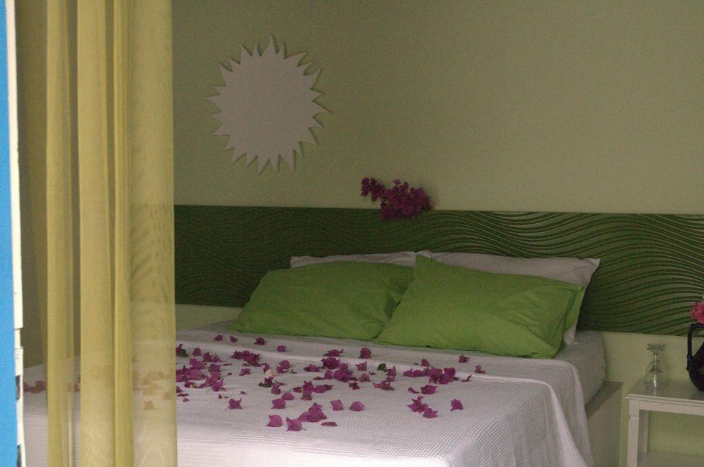 Pasalimani Hotel Çeşme Cameră foto